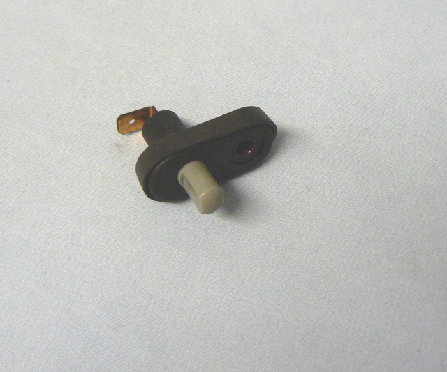 A082M6645F (082M6645) INTERIOR LAMP SWITCH (Mounted in each door)