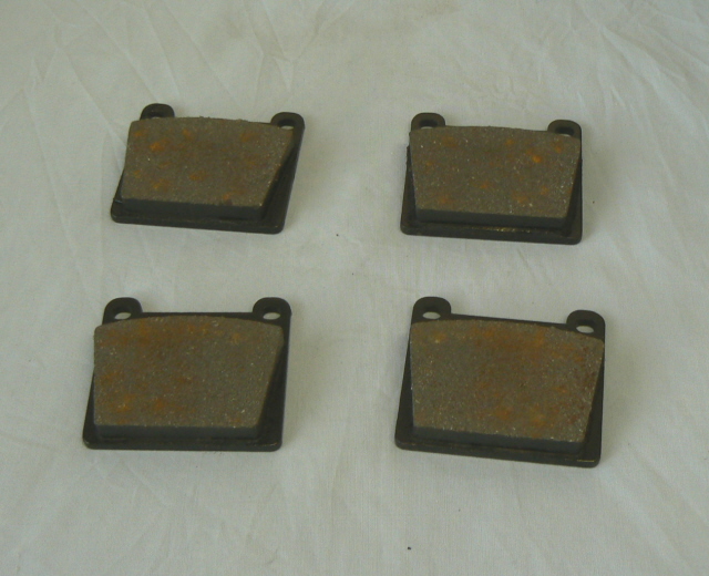 SJ026J0011 FRONT BRAKE PAD SET for VERY EARLY MODELS (Girling type 12)