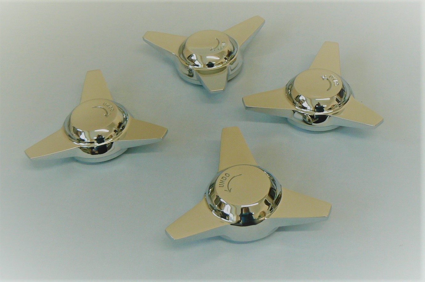 SJ515 WHEEL SPINNERS, 3 EARED SET of FOUR